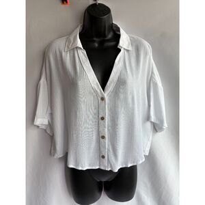 Passport NWT Plain Oversized White Button Down Top Shirt Size S Basics Essential